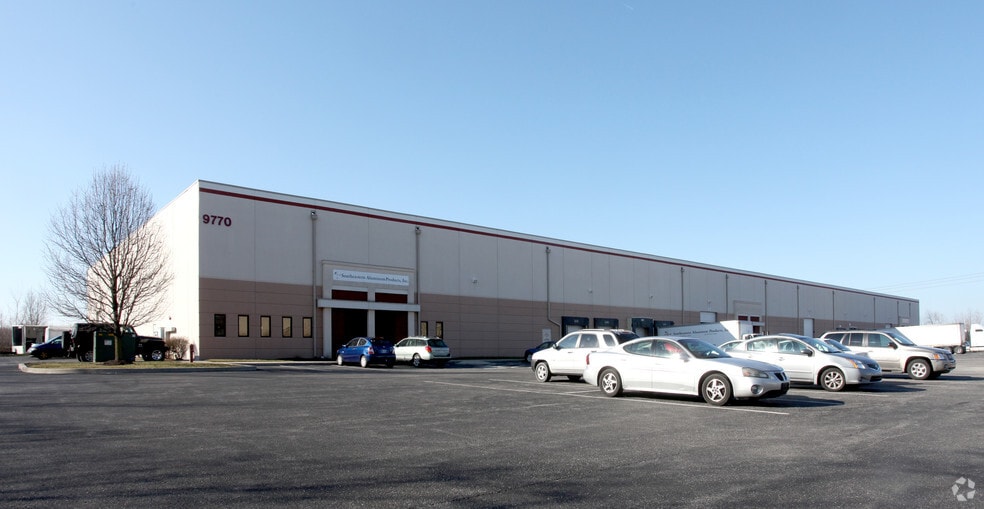 More Photos Of 9770 Mayflower Park Dr, Carmel Warehouse For Lease