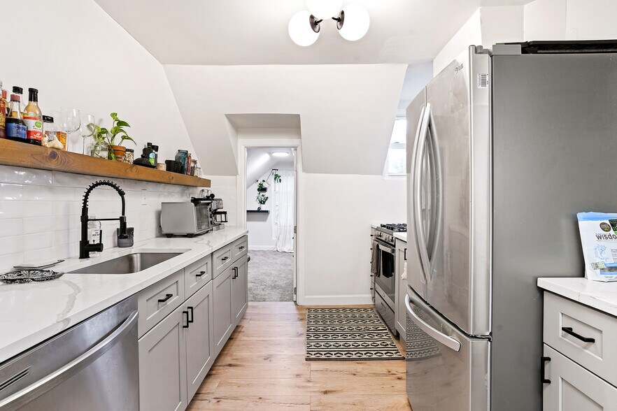 More Photos Of 701 Galapago St, Denver Apartments For Sale