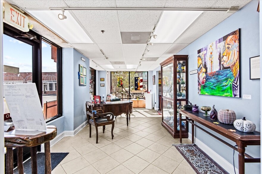 More Photos Of 100 Taylor St, Colonial Beach Storefront Retail Office For Sale