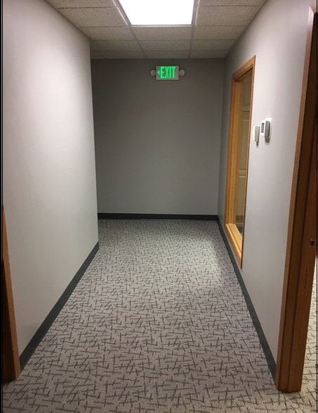 More Photos Of 2999 Yorkton Blvd, Little Canada Manufacturing For Lease