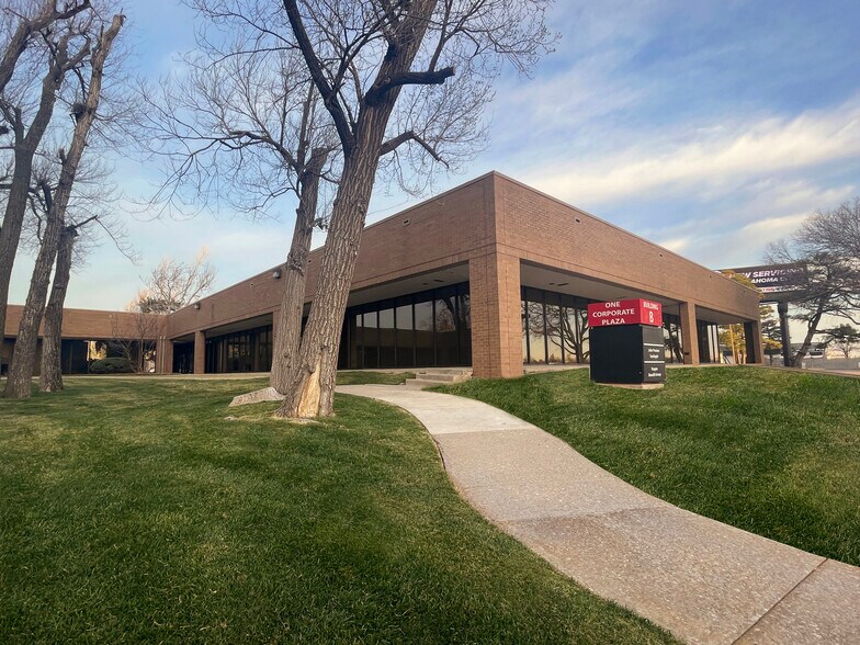More Photos Of 3525 NW 56th St, Oklahoma City Office For Lease