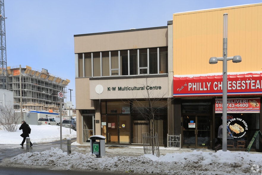 More Photos Of 102-104 King St W, Kitchener Office For Lease