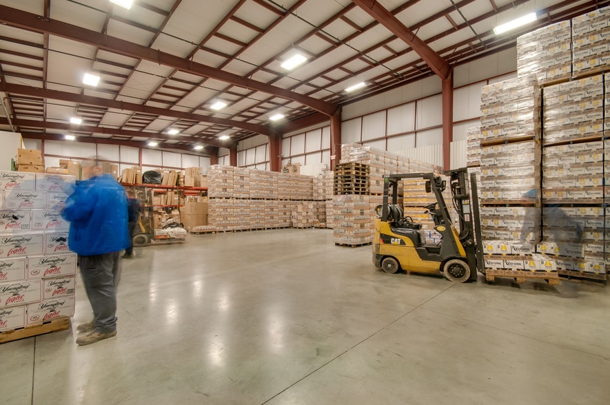 More Photos Of 150 Lawton Ave, Monroe Distribution For Lease