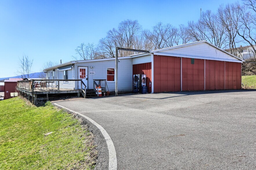 More Photos Of 600 Airport Dr, Mifflintown Land For Sale