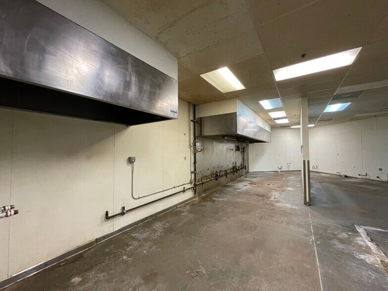 More Photos Of 1209-1279 Main St, Imperial General Retail For Lease