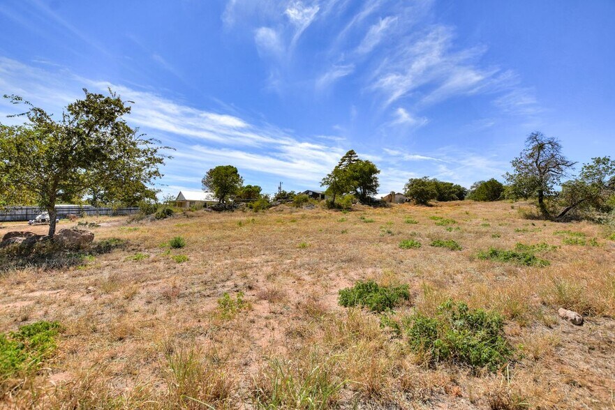 More Photos Of 8164 Hwy 261, Buchanan Dam Land For Sale