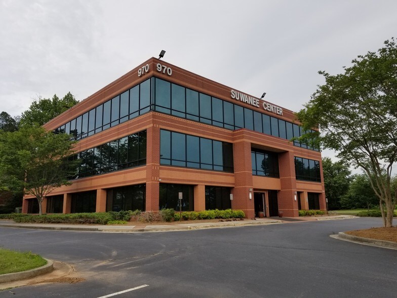 More Photos Of 970 Peachtree Industrial Blvd, Suwanee Office Residential For Lease