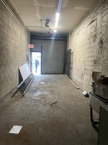 More Photos Of 719-729 E 135 St, Bronx Warehouse For Lease