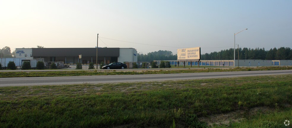 More Photos Of 803 S Eastern Blvd, Fayetteville Warehouse For Sale