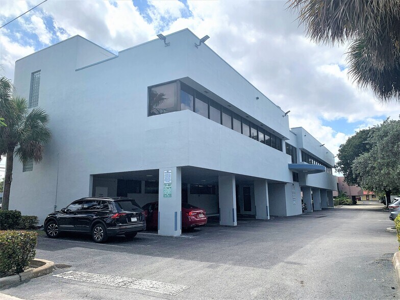More Photos Of 6101 W Atlantic Blvd, Margate Medical For Lease