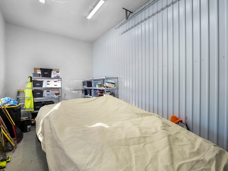 More Photos Of 311 Paddocks Path, Dennis Flex For Sale