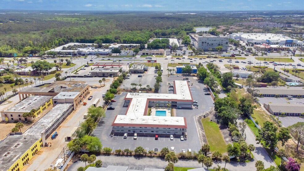 More Photos Of 7455 W Irlo Bronson Memorial Hwy, Kissimmee Hotel For Sale