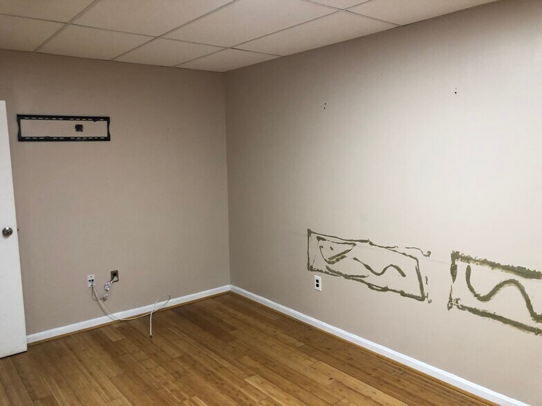 More Photos Of 611 S Carlin Springs Rd, Arlington Medical For Lease