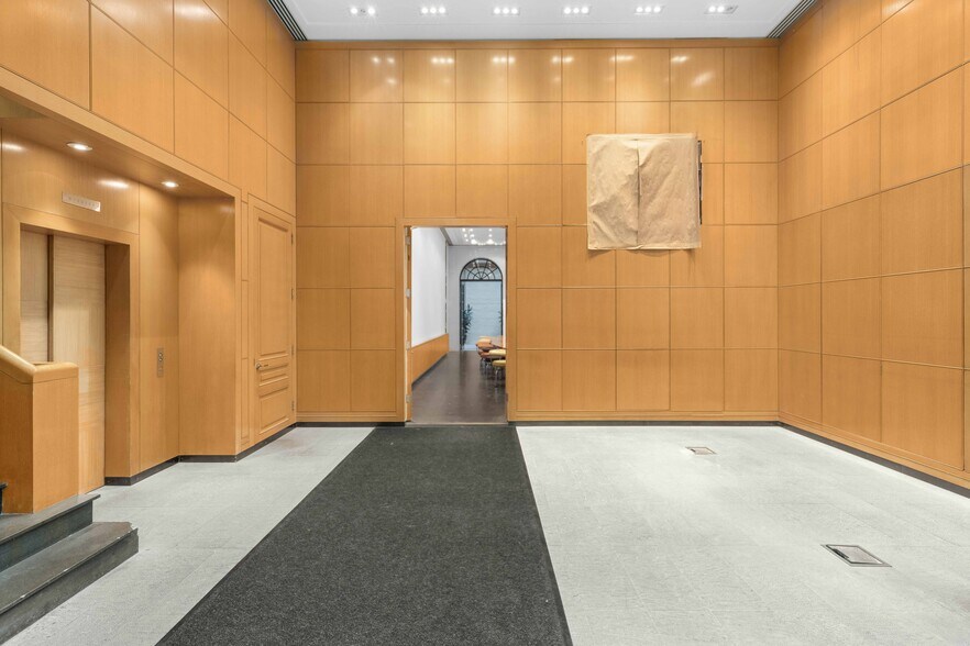 More Photos Of 35-37 E 62nd St, New York Office Residential For Sale