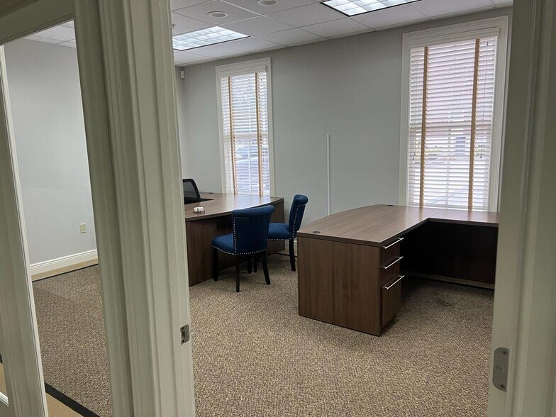 6037 Winthrop Commerce Ave, Riverview, FL 33578 Office For Lease