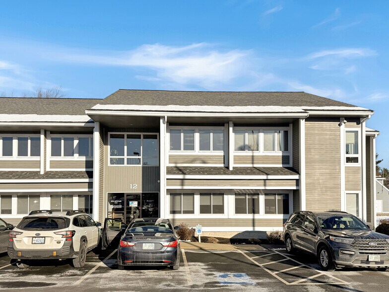 More Photos Of 12-14 Stiles Rd, Salem Office For Sale