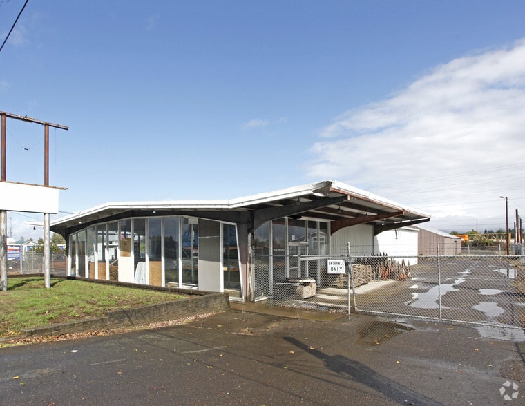 Primary Photo Of 1511 Or-99 Hwy, Eugene Freestanding For Lease
