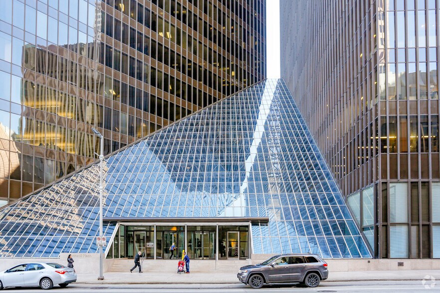 More Photos Of 711 Louisiana St, Houston Office For Lease