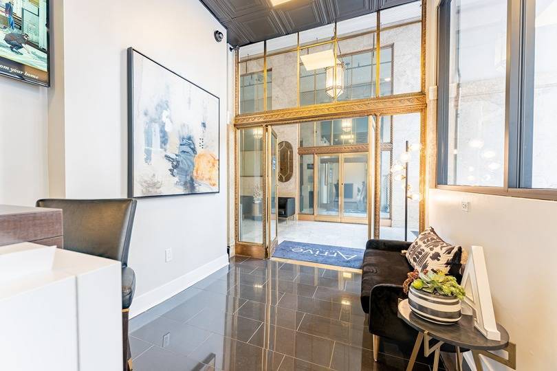 More Photos Of 1007 5th Ave, San Diego Apartments For Lease