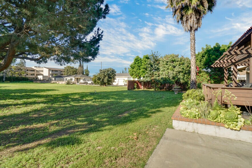 More Photos Of 4812 Live Oak St, Cudahy Land For Sale