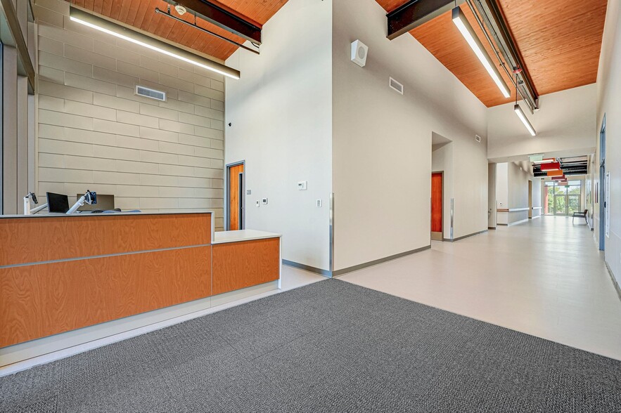 More Photos Of 3610-3626 West Ave, San Antonio Office For Sale