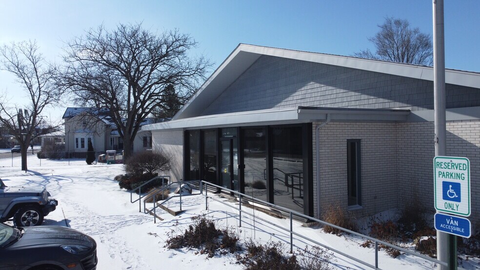 More Photos Of 12010 Church St, Birch Run Bank For Lease