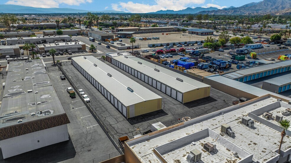 More Photos Of 811-823 S Williams Rd, Palm Springs Self Storage For Sale