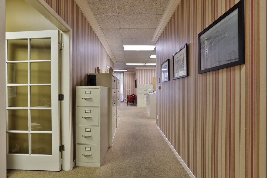 More Photos Of 1156 N 4th St, San Jose Office For Lease