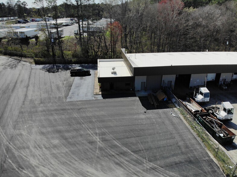 More Photos Of 3987 Moreland Ave SE, Conley Warehouse For Lease