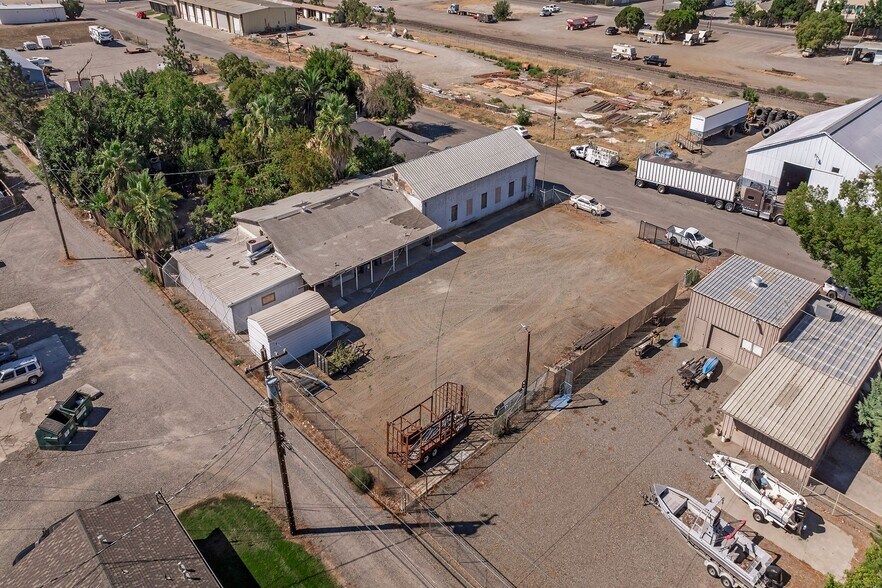 More Photos Of 128 S Colusa St, Willows Specialty For Lease