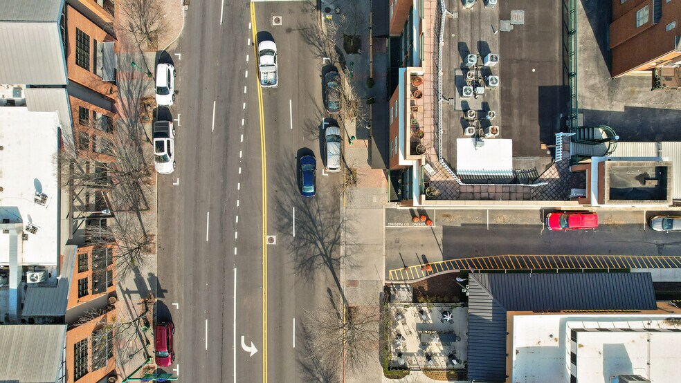 More Photos Of 100 Market St, Chattanooga Storefront For Sale