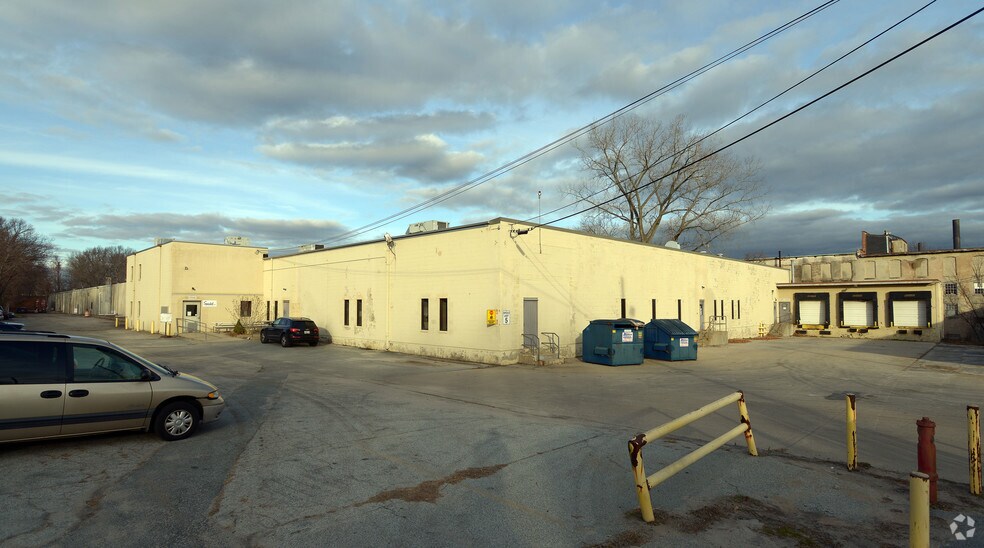 Primary Photo Of 1425 Cranston St, Cranston Manufacturing For Lease