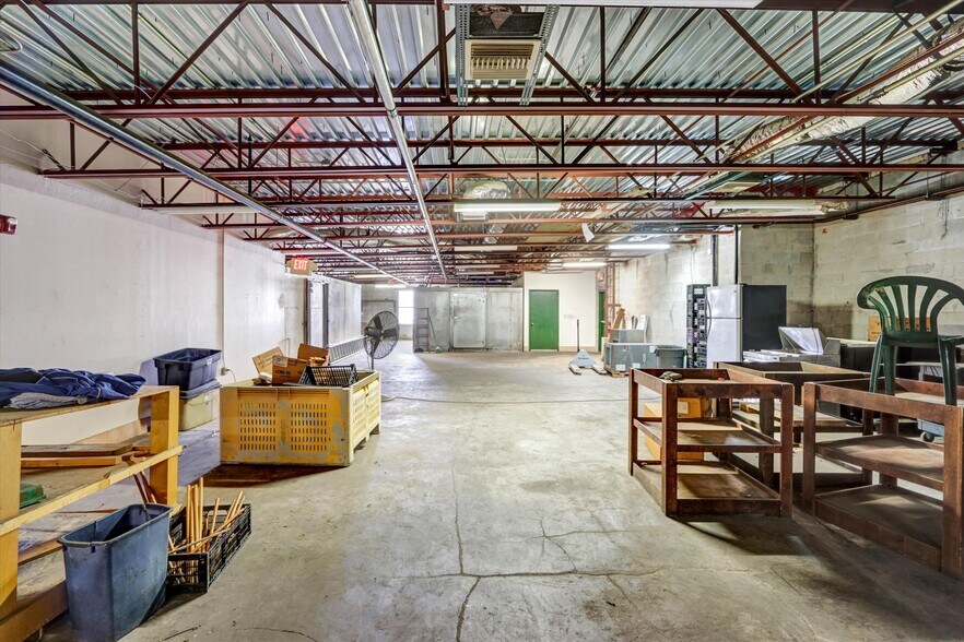 More Photos Of 862 Lafayette St, Cape Coral Restaurant For Sale