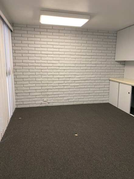 More Photos Of 45902 Oasis St, Indio Medical For Lease