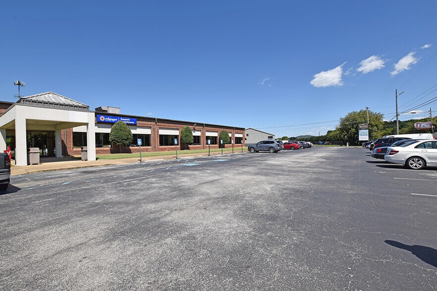 More Photos Of 1501 Riverside Dr, Chattanooga Office For Lease