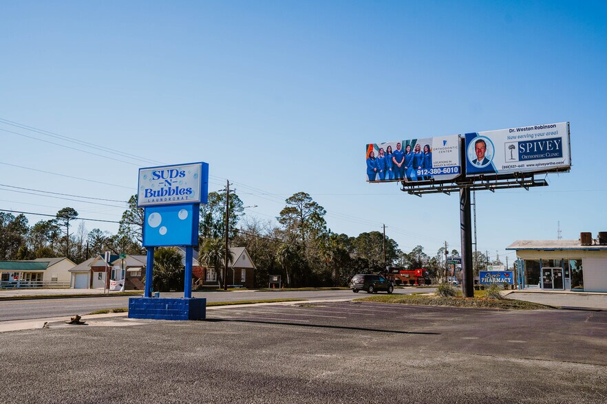 More Photos Of 410 W Parker St, Baxley Office For Sale