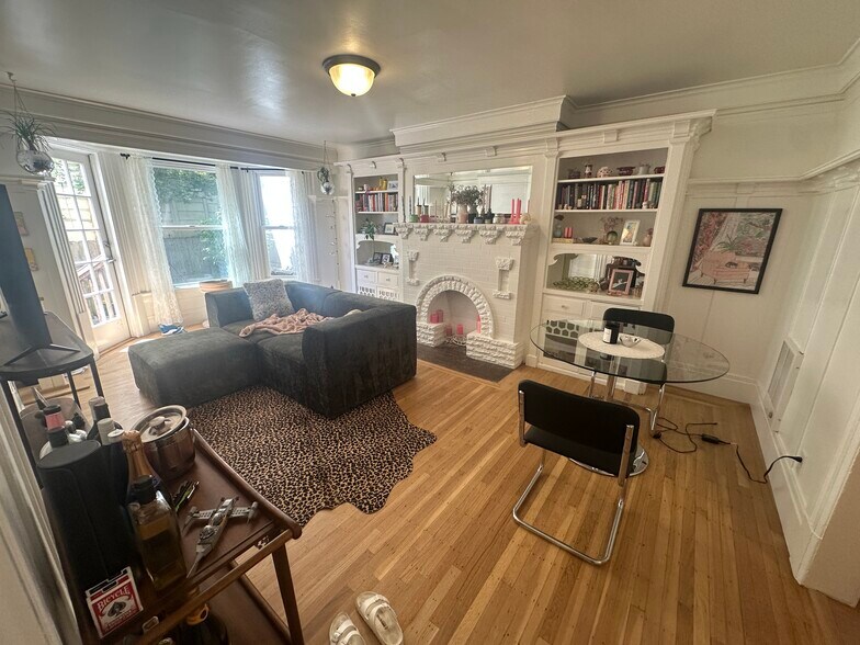 More Photos Of 1451 Larkin St, San Francisco Apartments For Sale