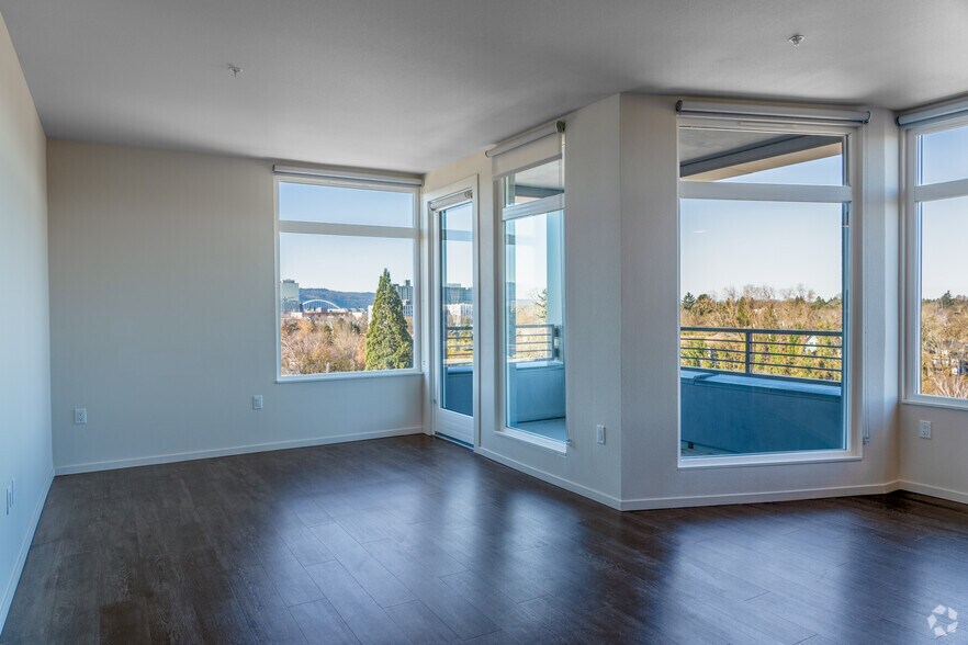 More Photos Of 875 NE 27th Ave, Portland Apartments For Lease