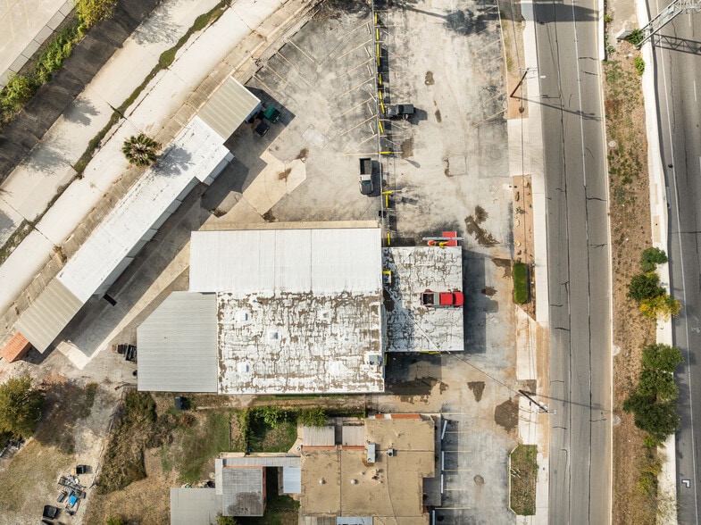 More Photos Of 2238 NW Loop 410 Fwy, San Antonio Auto Repair For Sale