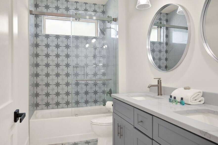 More Photos Of 13401 Oleander Dr, Panama City Specialty For Sale