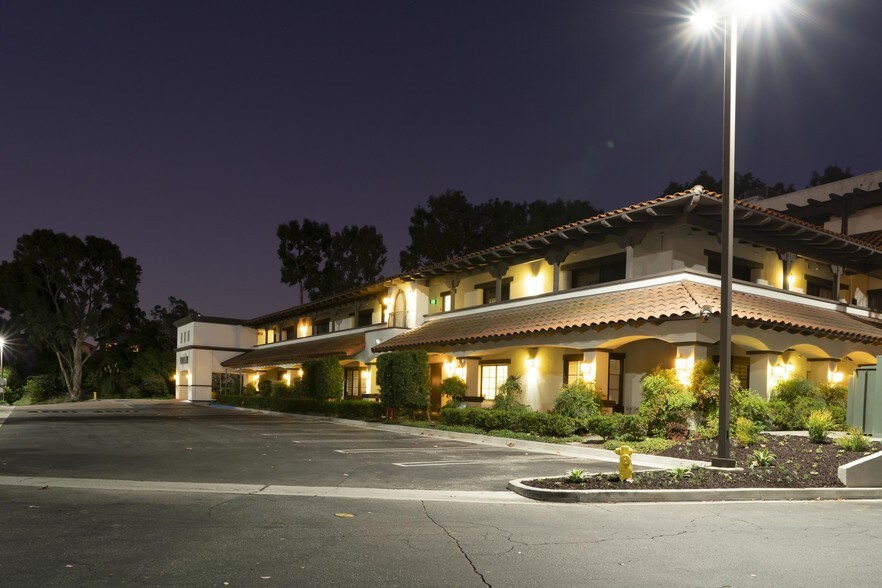 More Photos Of 25550 Hawthorne Blvd, Torrance Medical For Lease