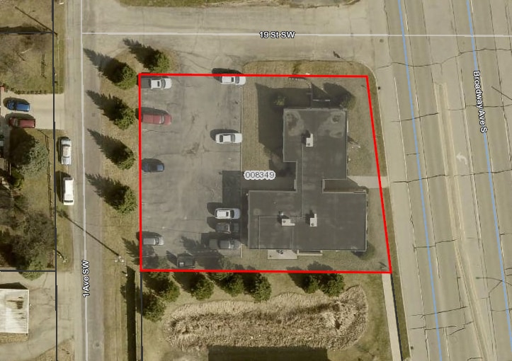 More Photos Of 1903 S Broadway, Rochester Office For Lease