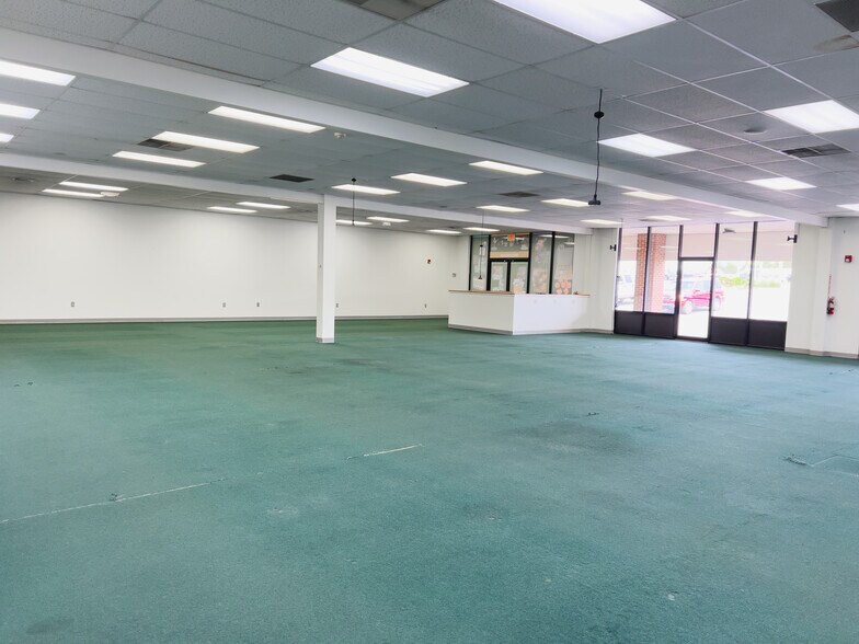 More Photos Of Rte 23 @ Rte 23 & Rte 322, New Holland Unknown For Lease