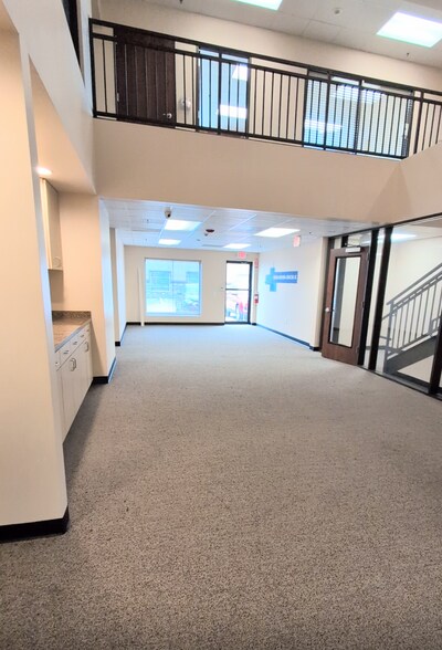 More Photos Of 27316 Spectrum Way, The Woodlands Office For Lease