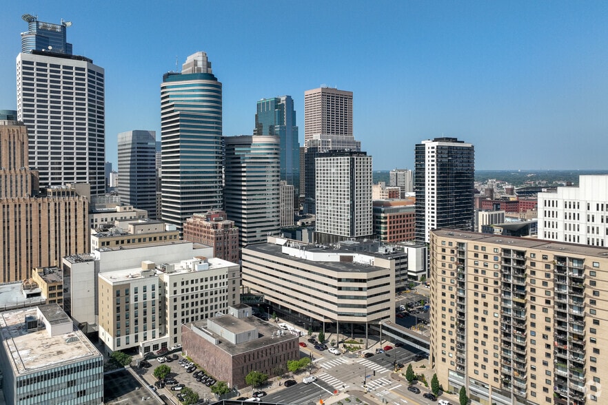 More Photos Of 330 2nd Ave S, Minneapolis Office For Sale
