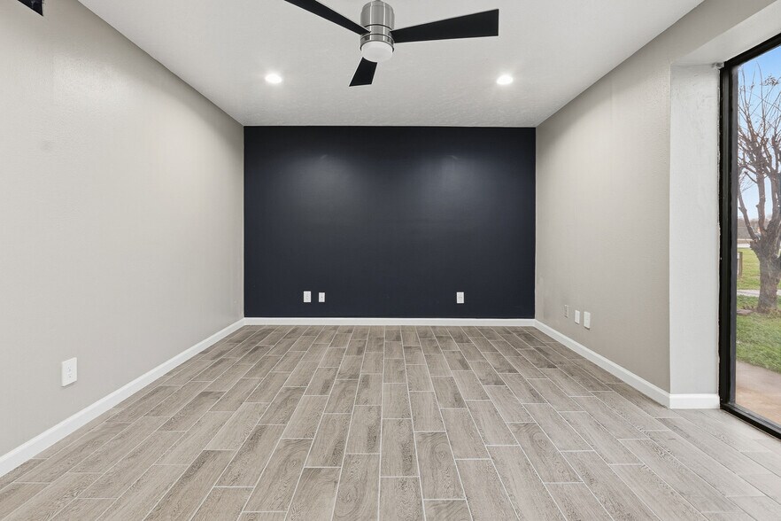 More Photos Of 107 Rice Ln, Huntsville Warehouse For Sale