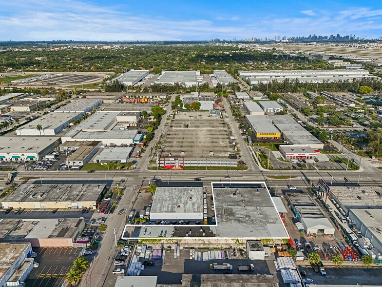 More Photos Of 4200-4250 NW 72nd Ave, Miami Warehouse For Sale