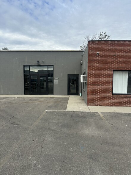 Primary Photo Of 627-655 N Cassady Ave, Columbus Light Distribution For Lease