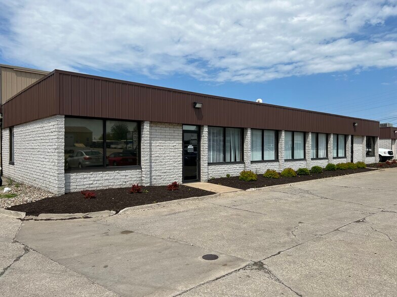 Primary Photo Of 775 W Smith Rd, Medina Industrial For Lease