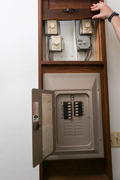 More Photos Of 1205 Elm St, Youngstown Religious Facility For Sale